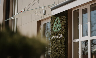 „Amber Grid“ skelbia trečiojo ketvirčio rezultatus – uždirbo 49,5 mln. eurų pajamų 